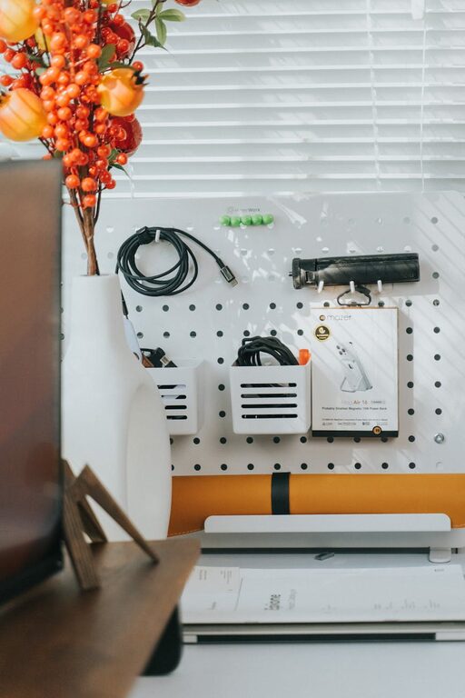 Tips for Organizing a Clutter-Free Home Office to Boost Productivity